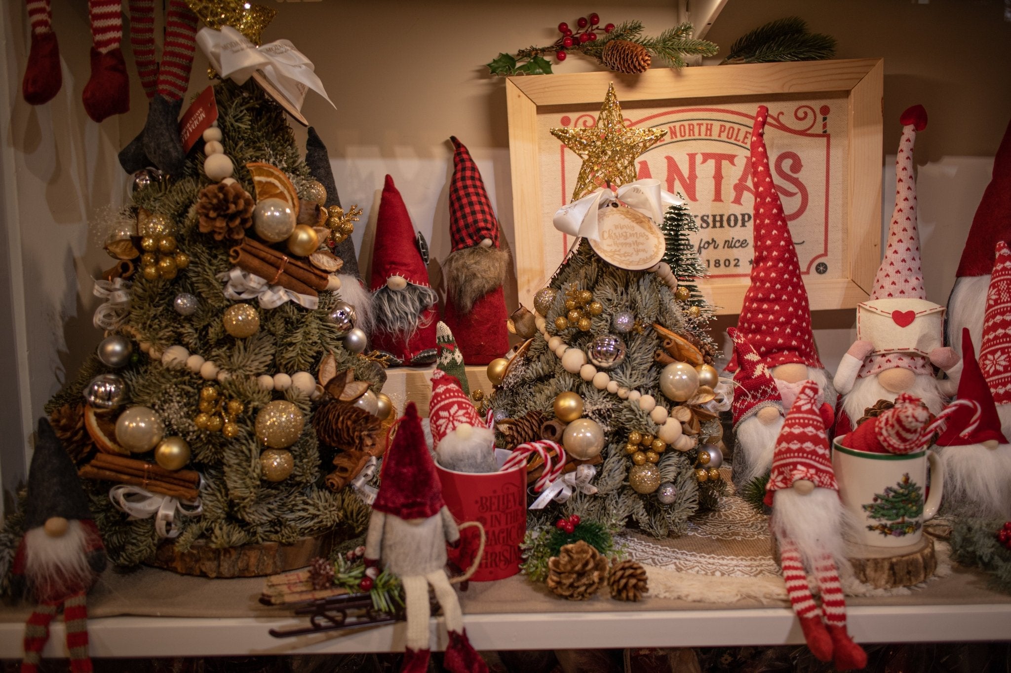 🎄 The Gnome Family Collection - MODA FLORA Santa's Workshop