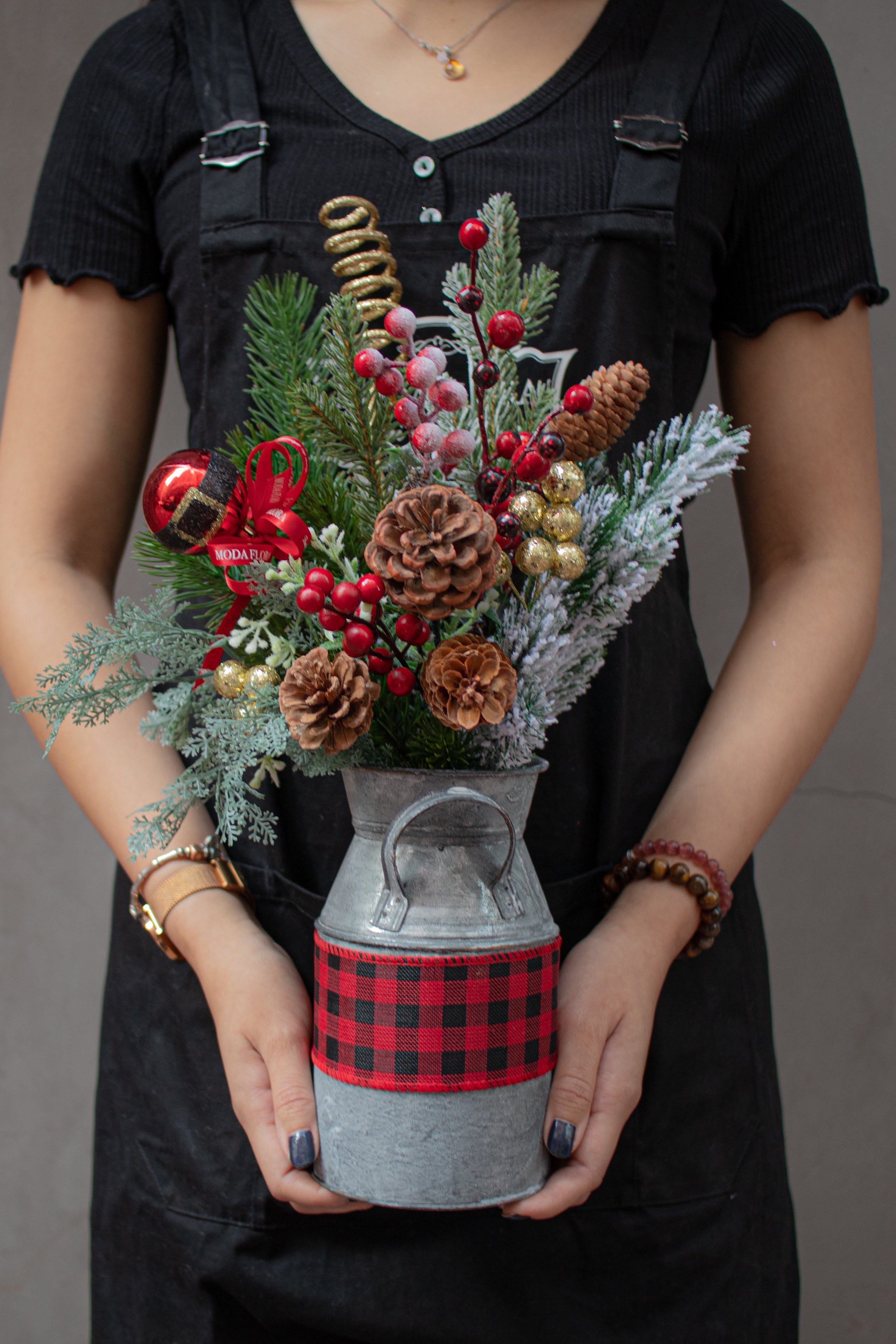 Galvanised Finish Farmhouse Vase Metal Milk Can Jug Tin Container with Handle