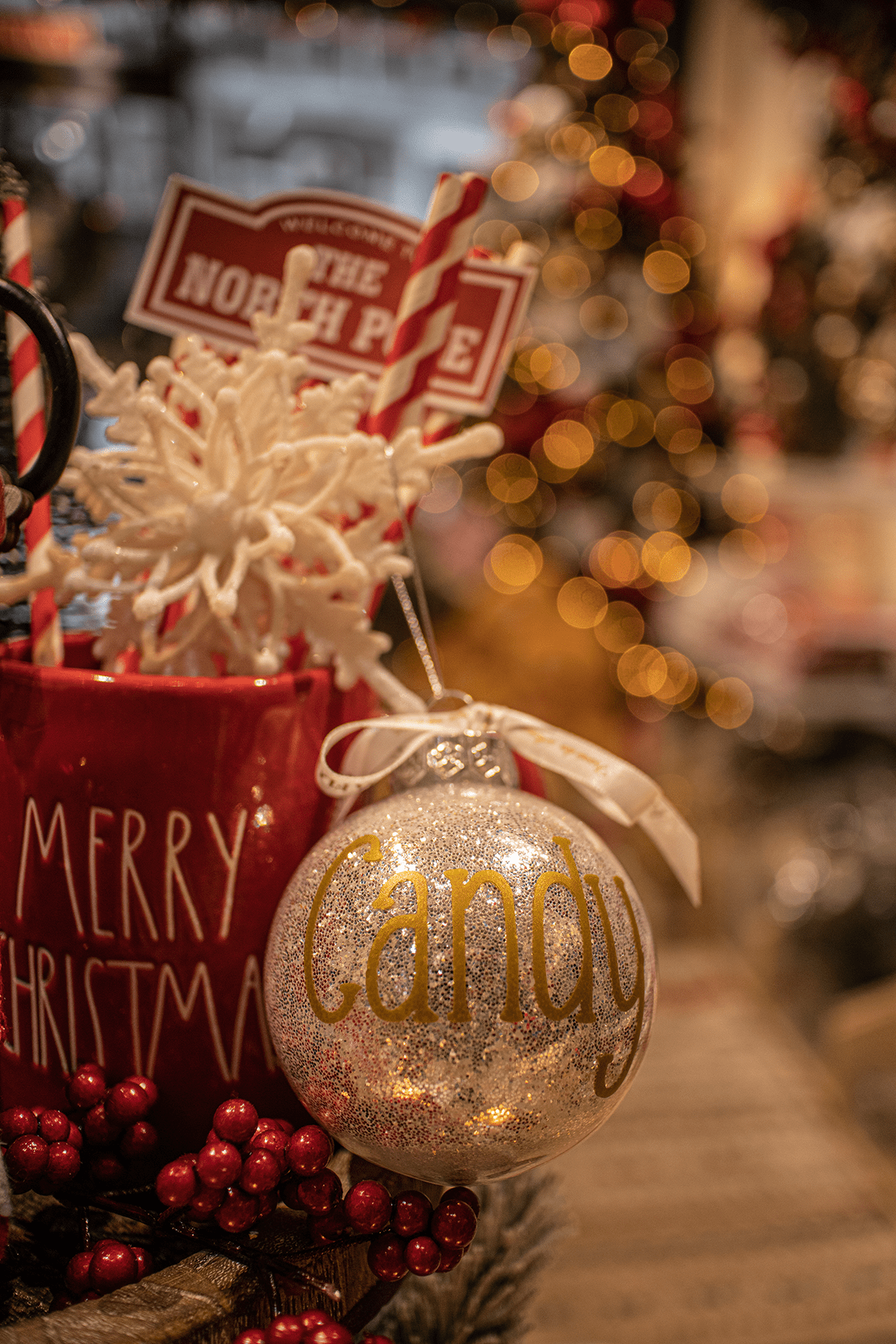 Personalised Shatterproof Christmas Ball Ornament - MODA FLORA Santa's Workshop