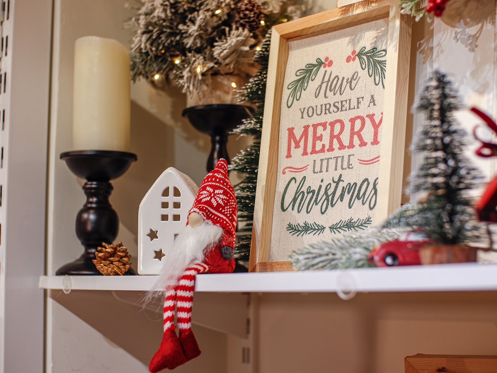 Dino — The Dangle - Leg Gnome - MODA FLORA Santa's Workshop